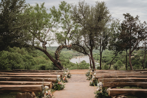 Rest Yourself River Ranch - Visual