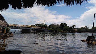 Photos of La caimanera