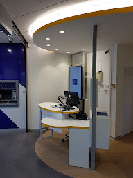 Photo n°22 de LCL Banque et assurance à Paris (Banque d'épargne)