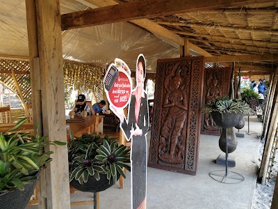 Photos of ສວນດອກໄມ້ ມົນຕາ