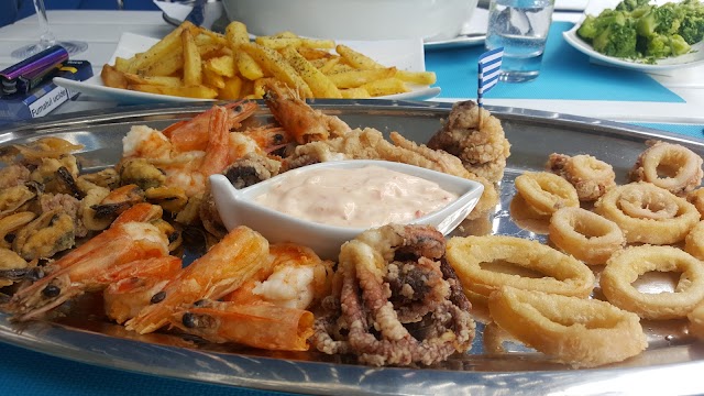 La Kostas Taverna