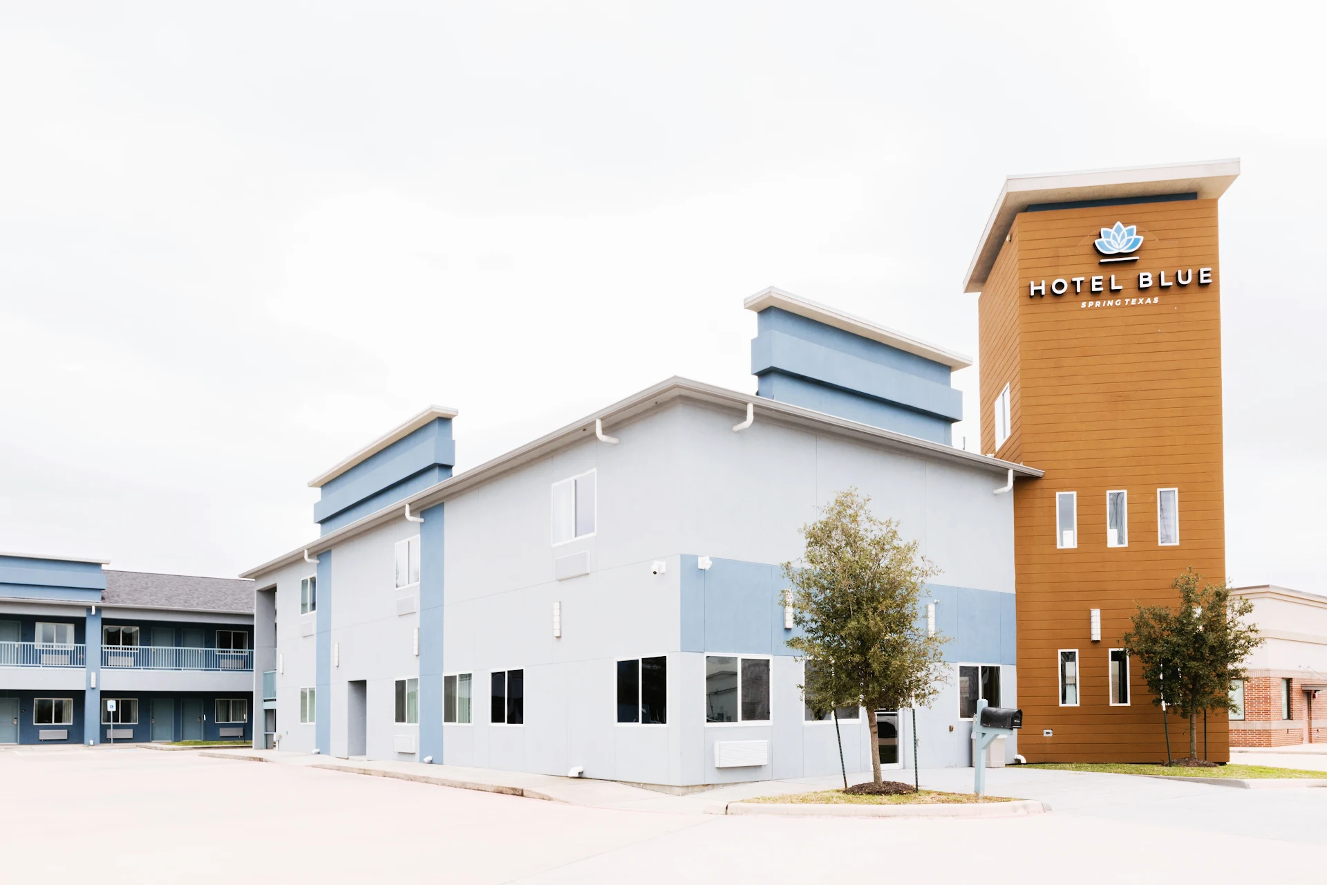 Hotel Blue Spring