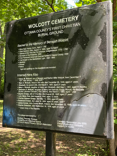 Woolcot Cemetery - Visual