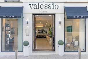 Photo n°26 de Valessio - Coiffeur Cannes à Cannes (Salon de coiffure)