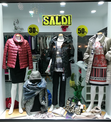 Coppola Abbigliamento dì Angelica Oleas - Thumbnail