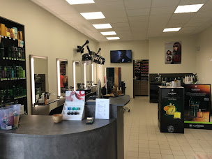 Photo n°17 de Art et Coupe Galerie à Sault-lès-Rethel (Salon de coiffure)