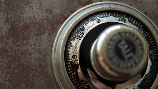 SKARBIEC Pogotowie zamkowe Awaryjne Otwieranie narawa i wymiana Zamków Otwieranie samochodów Locksmith ArcyŚlusarz ;)Warszawa