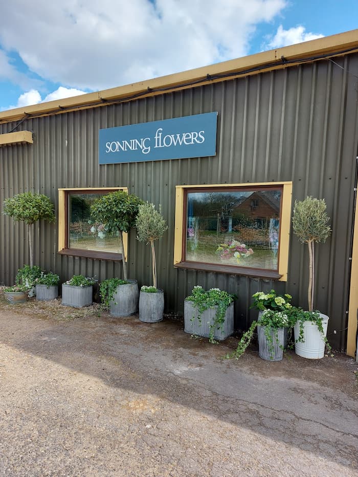 Sonning Flowers - Florists - photo 1