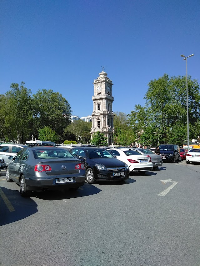 Dolmabahce Cafes