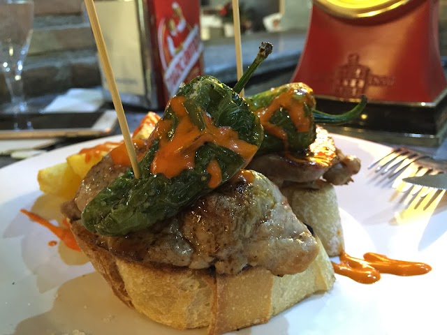 Taberna gastronómica CHANTARELA