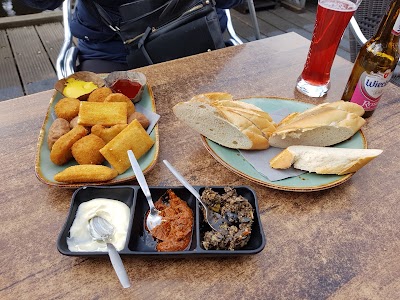 Photos of Annie's