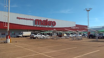Photos of Makro