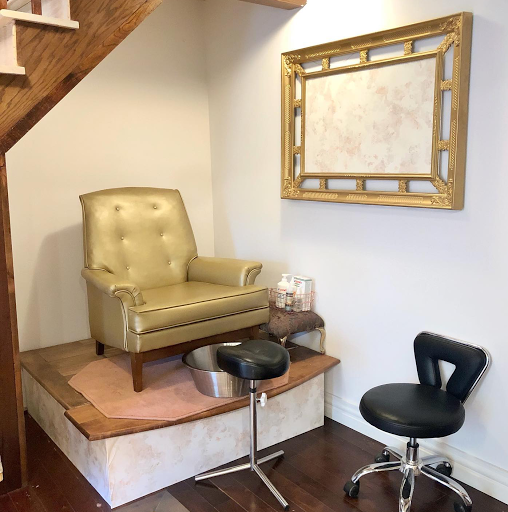 RADIANT Salon-Boutique - Thumbnail
