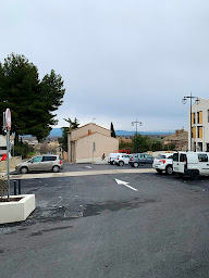 Photo n°5 de Pharmacie Des Felibres à Châteauneuf-de-Gadagne (Pharmacie)