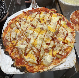 Photo n°5 de Pizza Suzon à Vernantes (Restaurant)