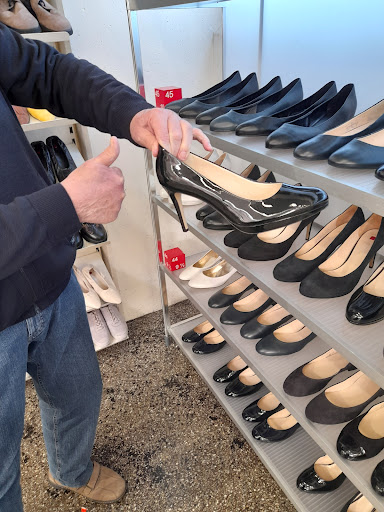 HÖGL shoe fashion GmbH Gallery - Germany