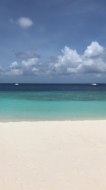 The St. Regis Maldives Vommuli Resort by null