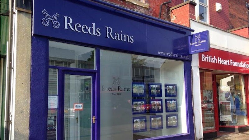 Reeds Rains Estate Agents Crossgates photo 3