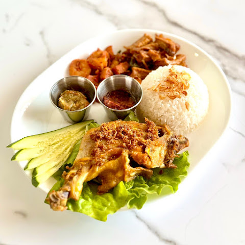 Blu Basil Asian Fusion by null