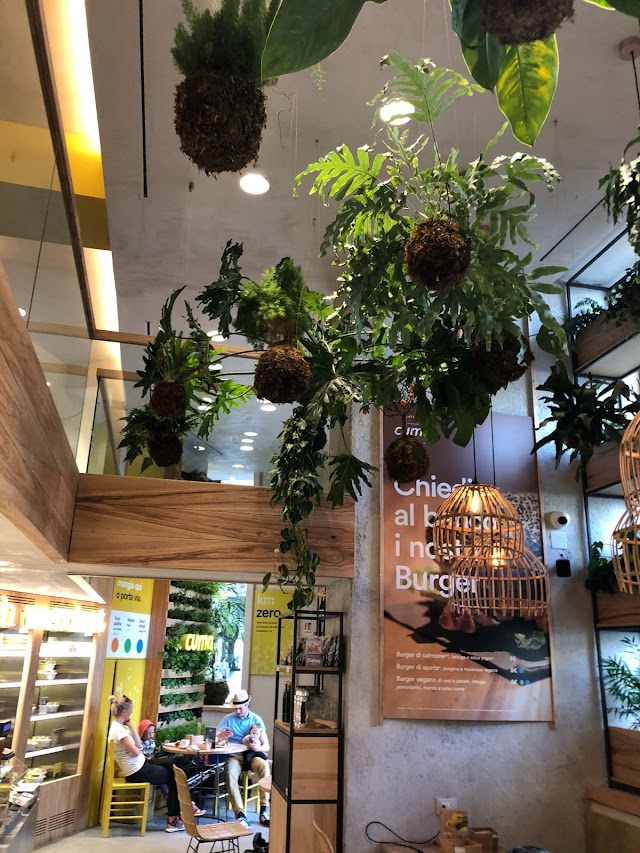 CUMA Natural Bar & Fresh Market
