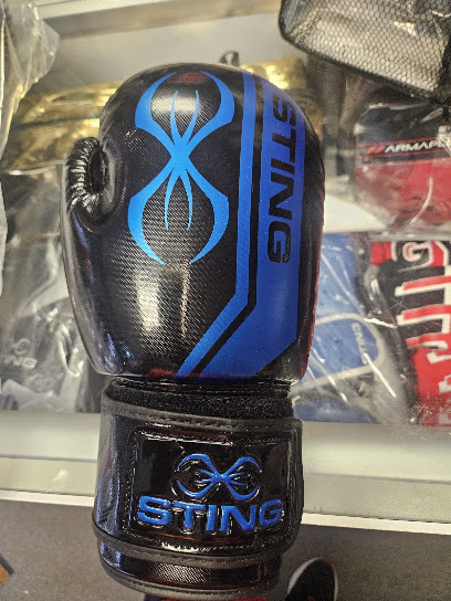 Foto de Red Corner Boxing Gym LLC and Sting Boxing Supplies Distributor and Boxing equipment