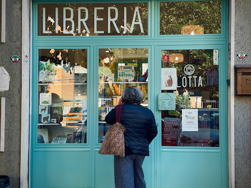 Lotta Libreria - Visual