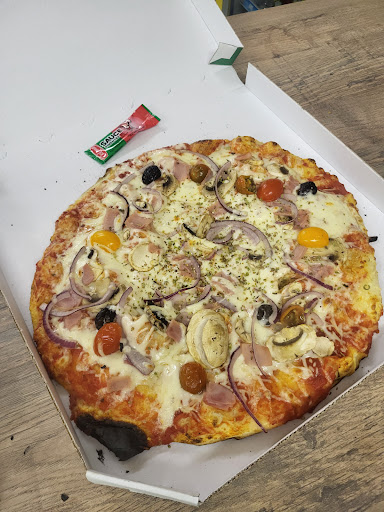 Photo 8 - LT PIZZA