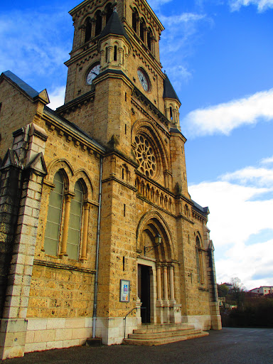 Église Saint-Valère de Rives