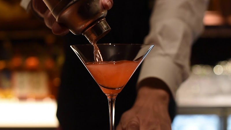 バー「カルーザル」