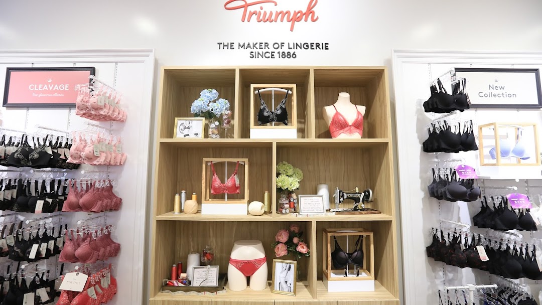 Triumph Lingerie - Lingerie Shop in Huai Khwang