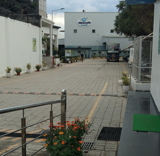 Af1qipmzctzfqa1pyqreuedyd 2wab9qbogkcf0nchjf=s521 K No