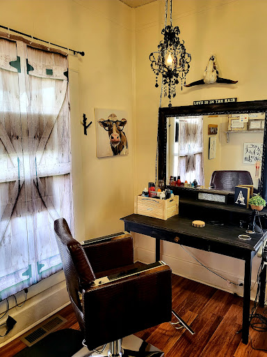 Beartique Salon - Thumbnail
