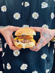 Photo n°122 de avec amour - le burger Belleville à Paris (Restaurant végétarien)