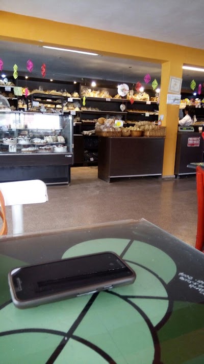 Photos of Panaderia Pan Caliente