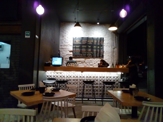 Yeccan Restaurante / Cervecería