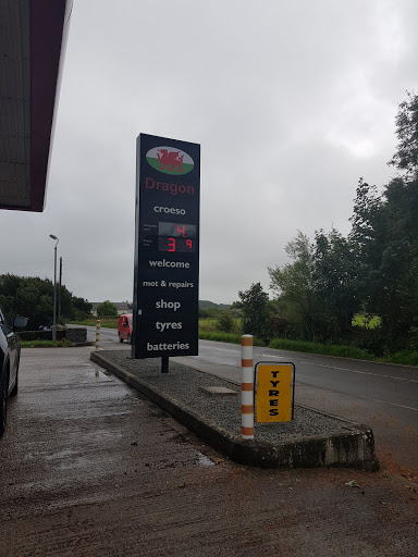 Ddraig Goch Garage - Thumbnail