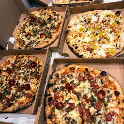 Photo n°26 de Pizza soleil l'authentique au feu de bois à Meaux (Restaurant servant du couscous)