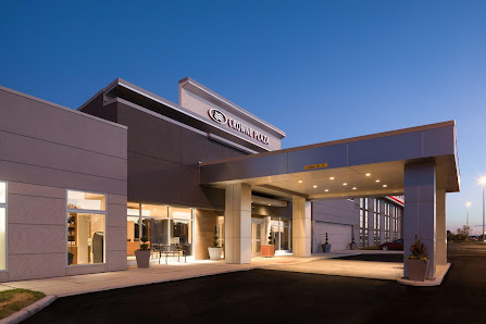 Crowne Plaza Chicago SW - Burr Ridge by IHG 300 S Frontage Rd, Burr Ridge, IL 60527