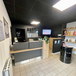 Photo n°1 de AD Garage Expert PEREIRA à Saint-Saturnin (Vendeur de voitures d'occasion)