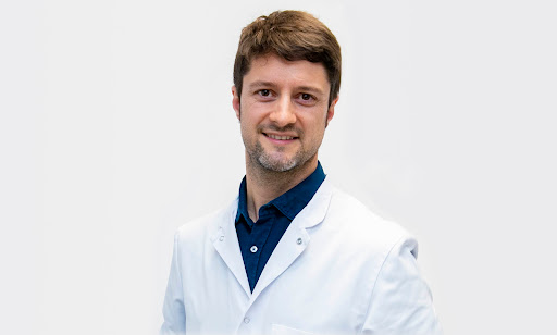 Dr. Sergio Revuelta Suero | Angiólogo y Cirujano vascular en Zaragoza