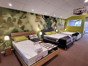 Photo n°12 de france literie à Saint-Germain-du-Puy (Magasin de canapés)