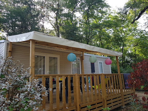 Camping Les Peupliers en sud Ardèche à Vogüé