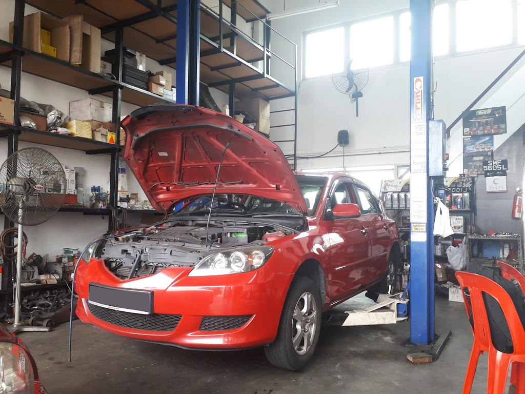 Foo Lim Auto Repairs & Accessories - car servicing Singapore facility photo 2