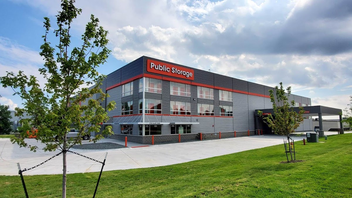 Public Storage
