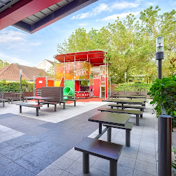 Photo n°24 de KFC CERGY LINANDES à Cergy (Restaurant de hamburgers)