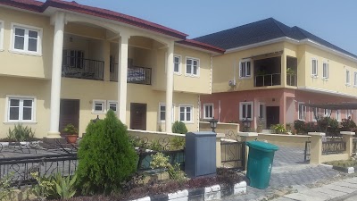 Photos of Lekky County Homes