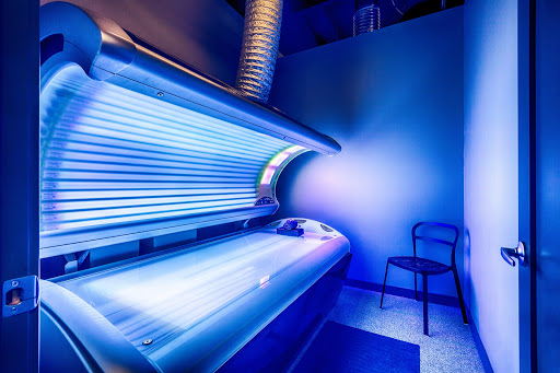 Celebrity Tan + Wellness
