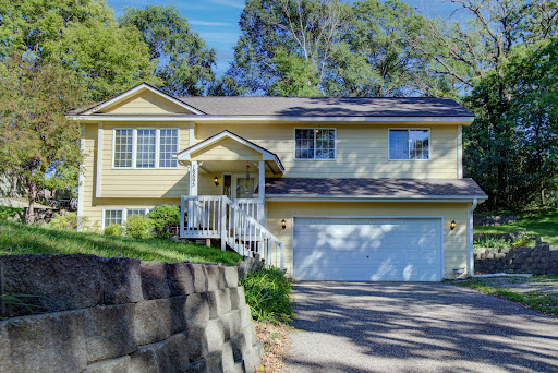 Realtor Heather Gates Peterson - Thumbnail