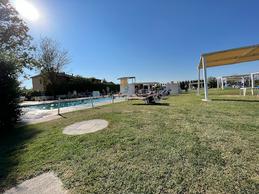 Le Piscine - Visual