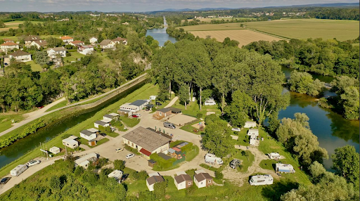 Photo de Camping des Forges à Fraisans (39700)
